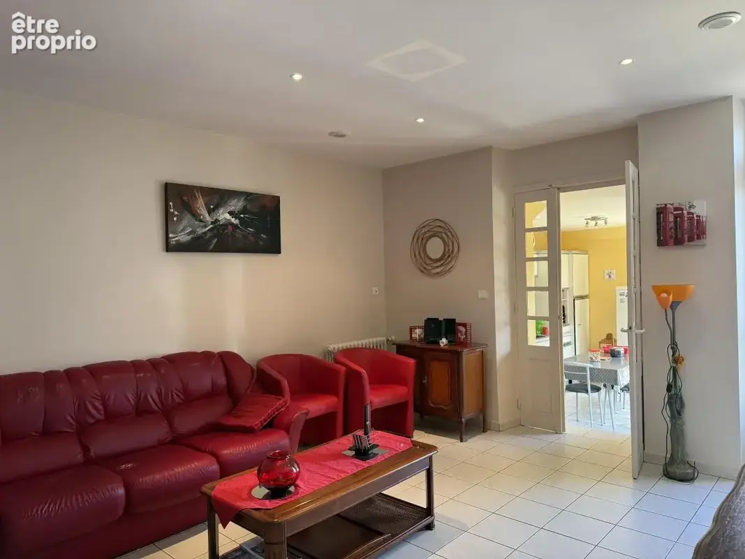Maison 4 pièces 93 m² à vendre à Cholet (49300) - photo 2