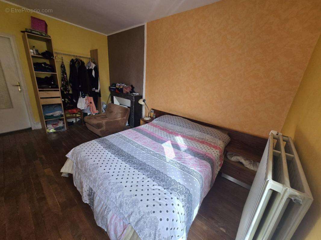 Maison à ARGENTON-SUR-CREUSE