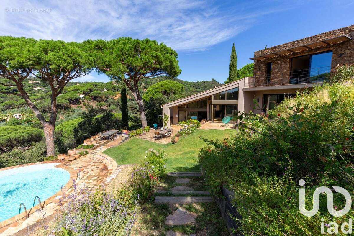 Photo 6 - Maison à LA CROIX-VALMER