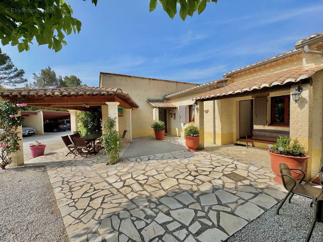 Appartement à SABLET