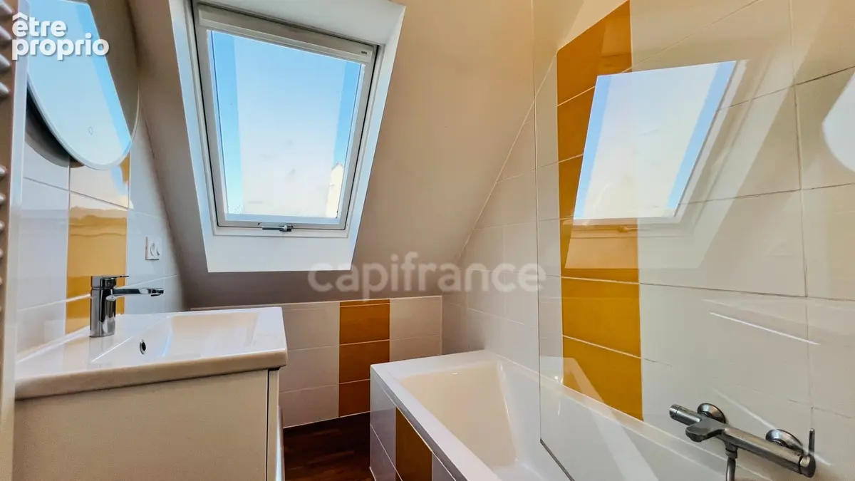 Quimper (29) - Maison centre ville de 75,21 m² habitable - 124 m² utiles - Terrasse - Double garage - photo 22