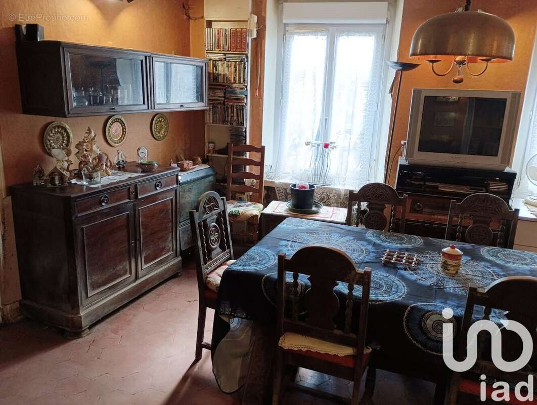 Photo 3 - Maison à MAULETTE