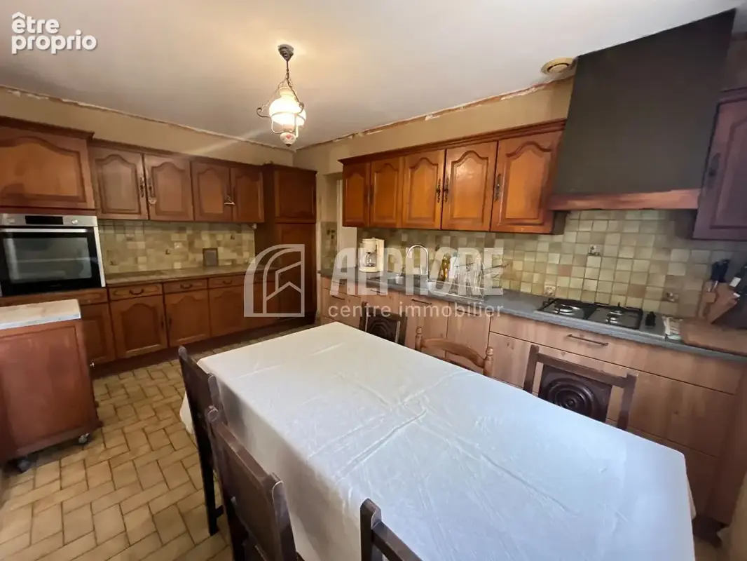 Maison à vendre à Pornic - 3 chambres, grand terrain - photo 3