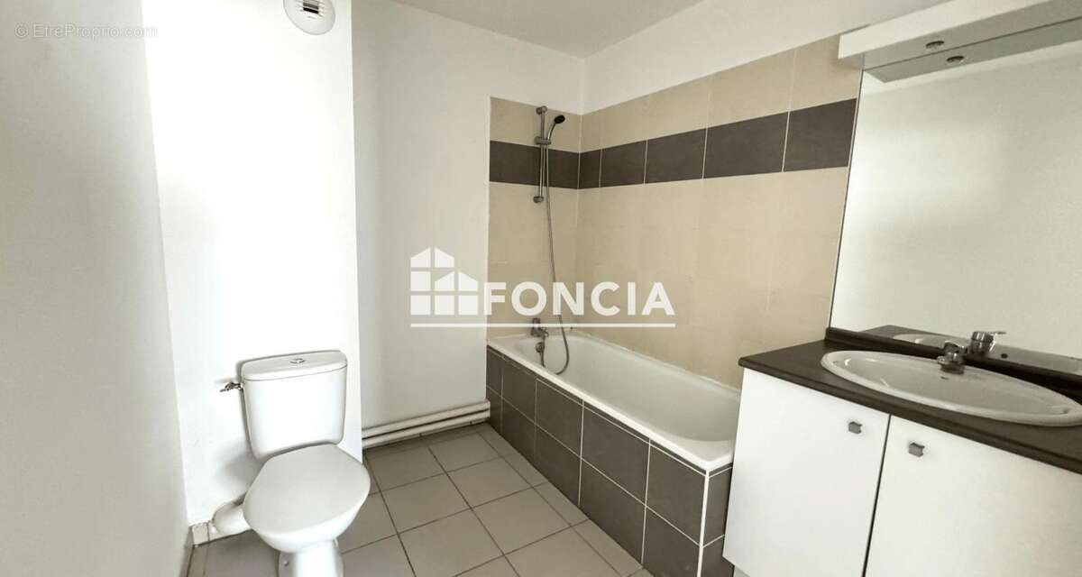 Appartement à AMBES
