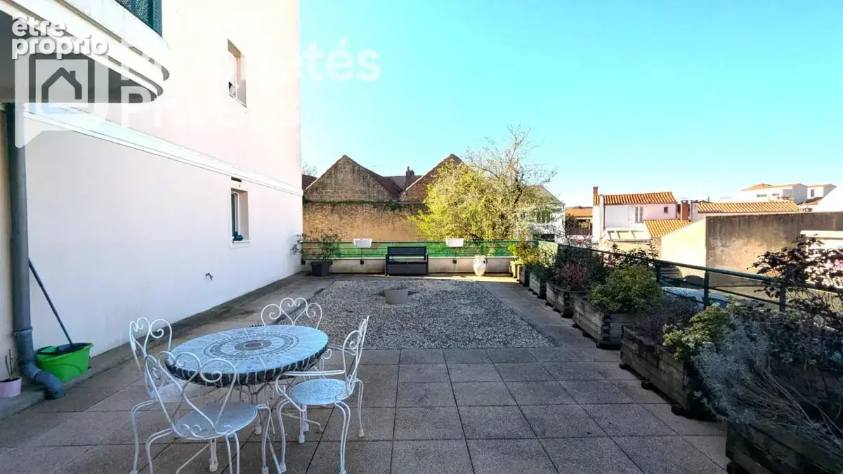 A vendre :Exclusivité  CHALLANS Appartement  4 pièces 98M2 - photo 12