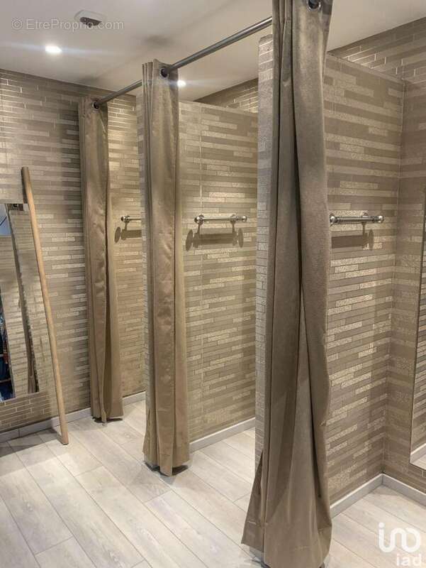 Photo 7 - Commerce à ANTONY