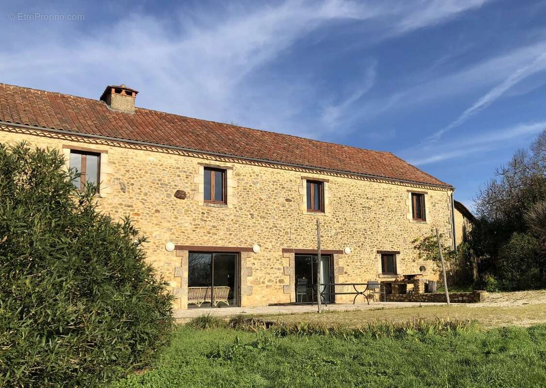 Maison à SALLES-DE-BELVES