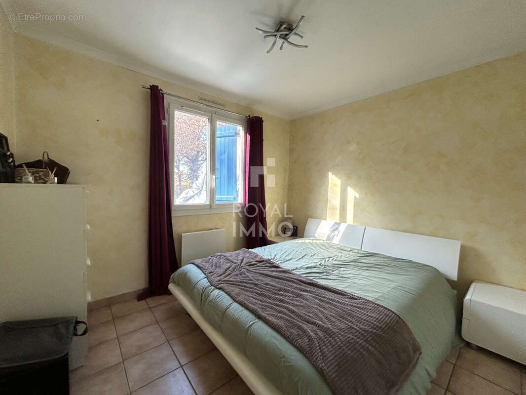 Maison à SAINTE-ANASTASIE-SUR-ISSOLE