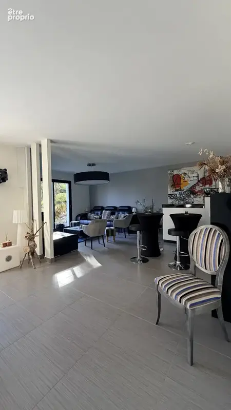 A vendre saint-julien-les-villas maison 254,67m2 5 suites parentales piscine jardin 987m2 - photo 27