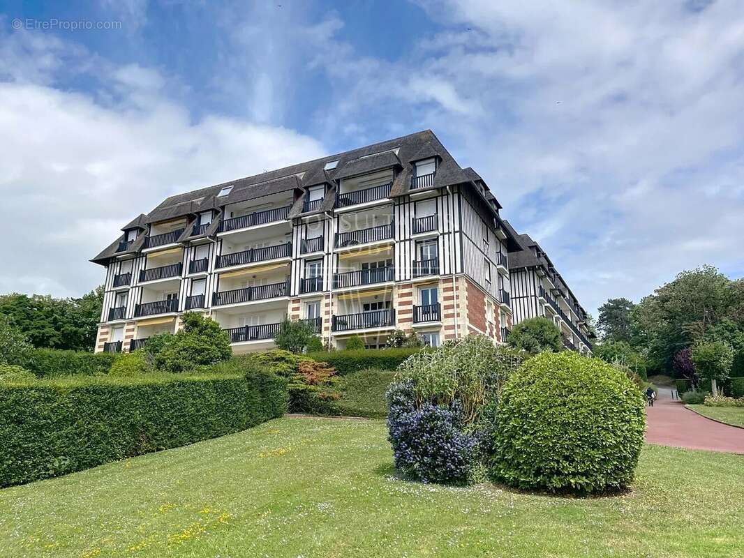 Appartement à TROUVILLE-SUR-MER