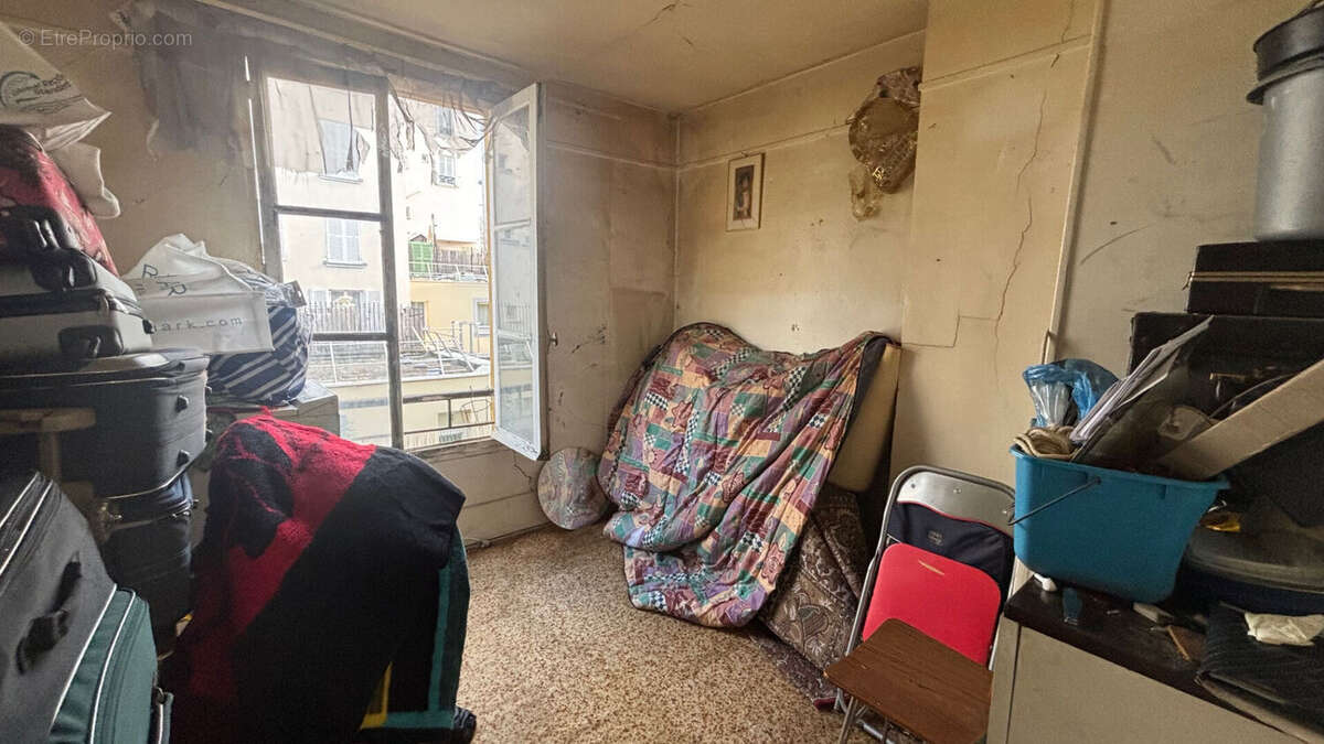 Appartement à PARIS-11E