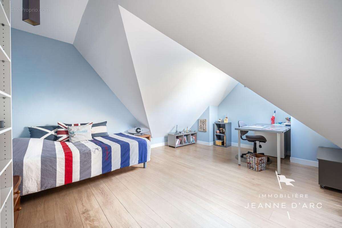 Maison à LE CHESNAY