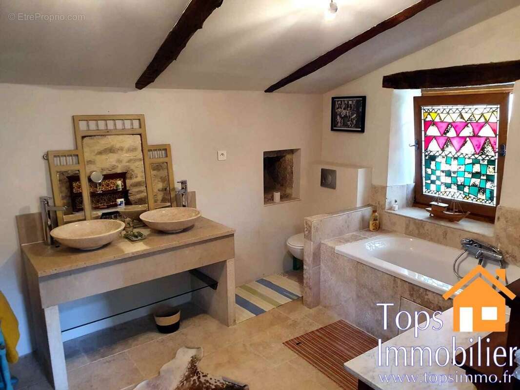 Maison à SAINT-ANTONIN-NOBLE-VAL