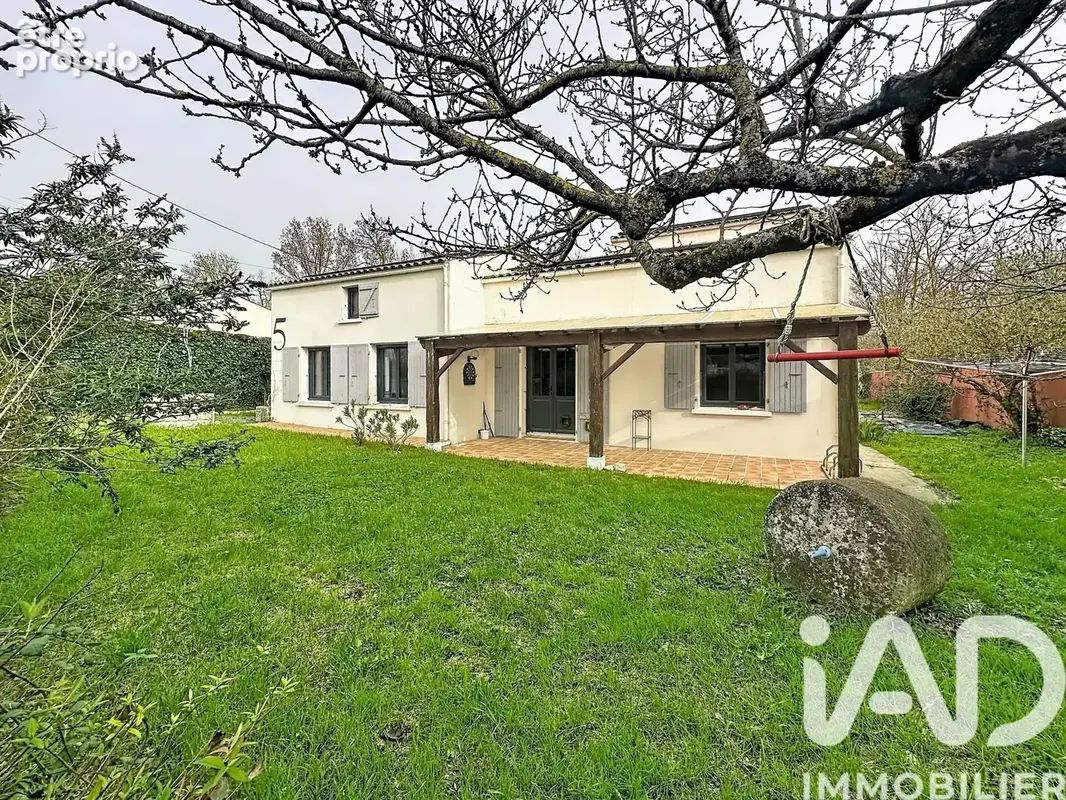 Photo 1 - Maison à SAINT-JEAN-DE-LIVERSAY