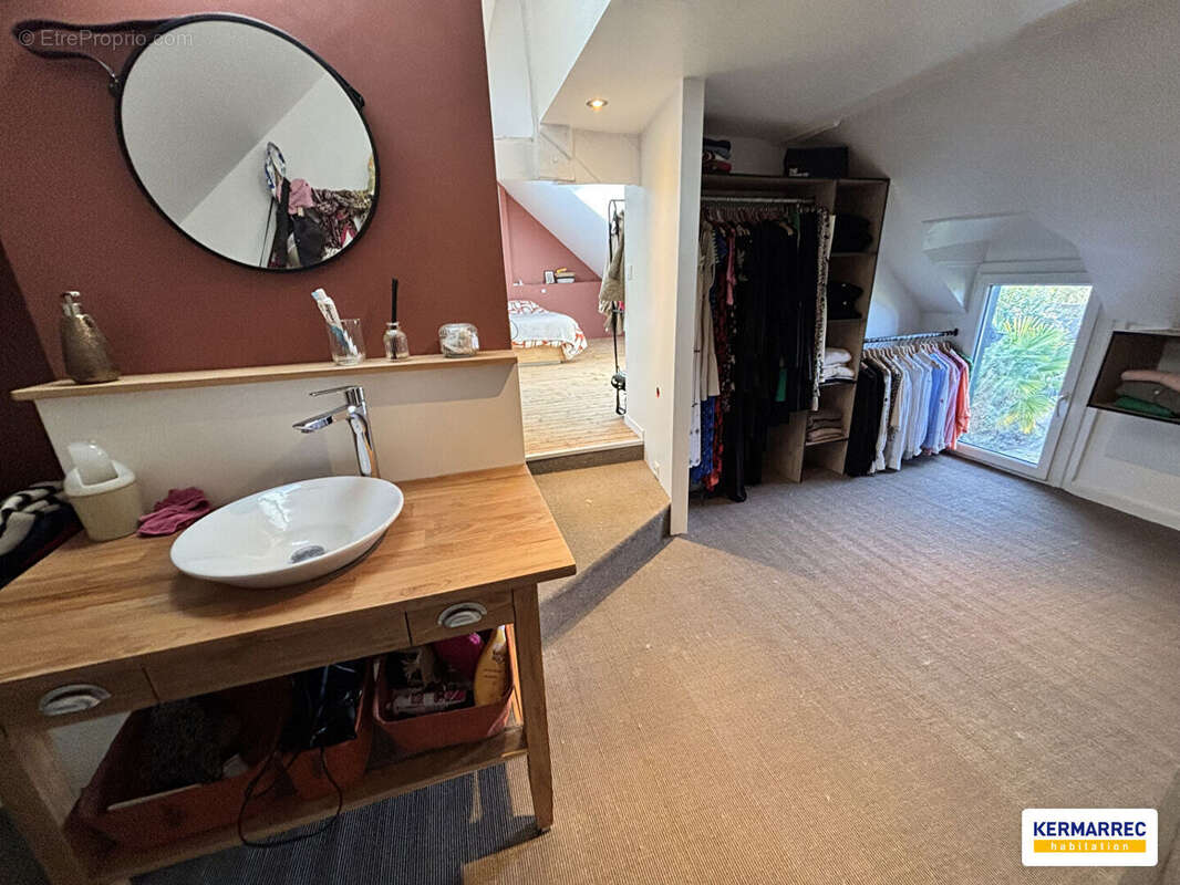 Maison à CHATILLON-EN-VENDELAIS