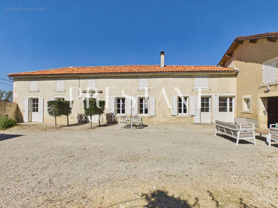 Maison à SAINT-BRICE