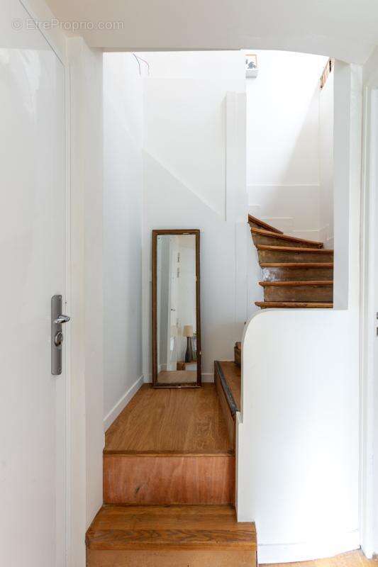 Charmant duplex de 80 m2 au coeur des Grandes Carrières   App - photo 11