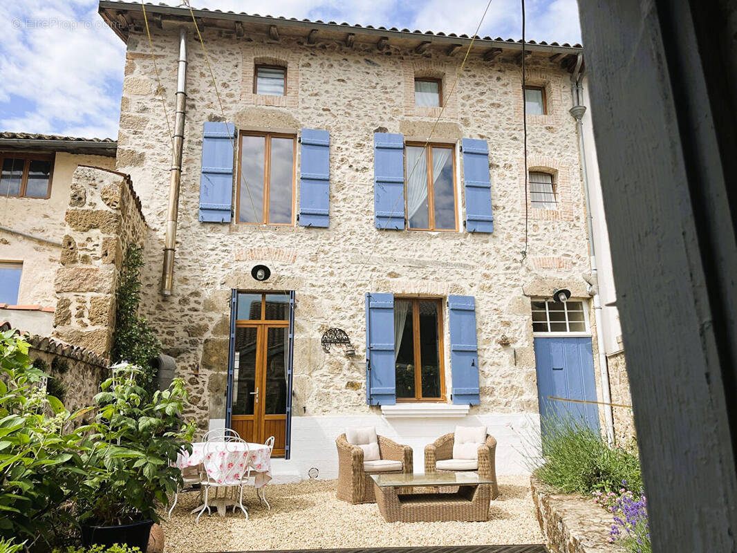 Maison à ROCHECHOUART