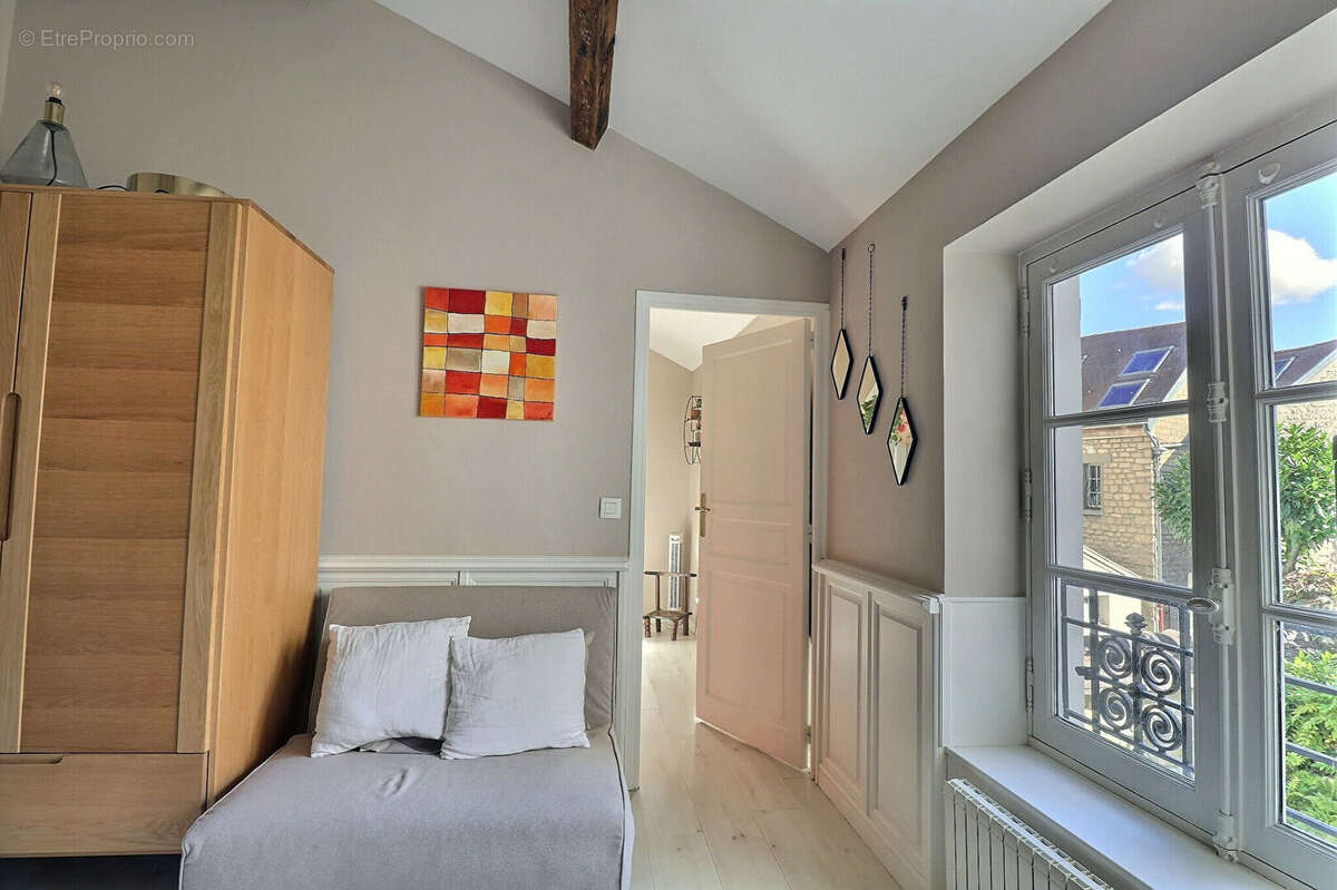 Maison à MAISONS-LAFFITTE