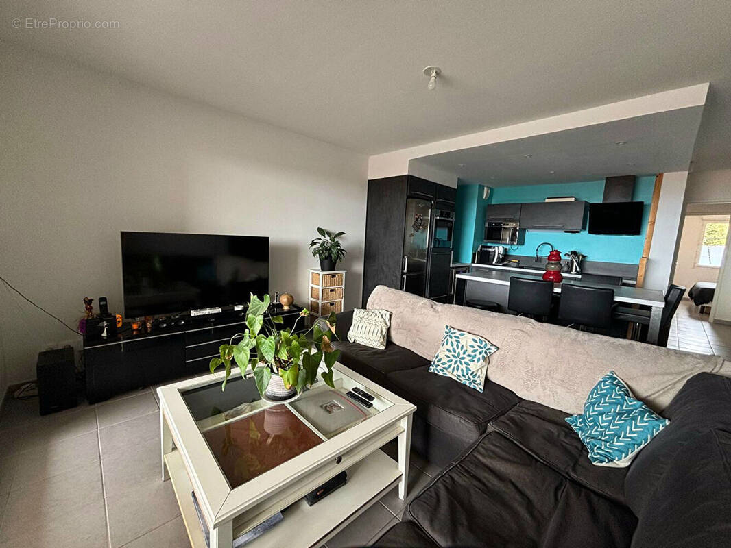 Appartement à PORT-DE-BOUC