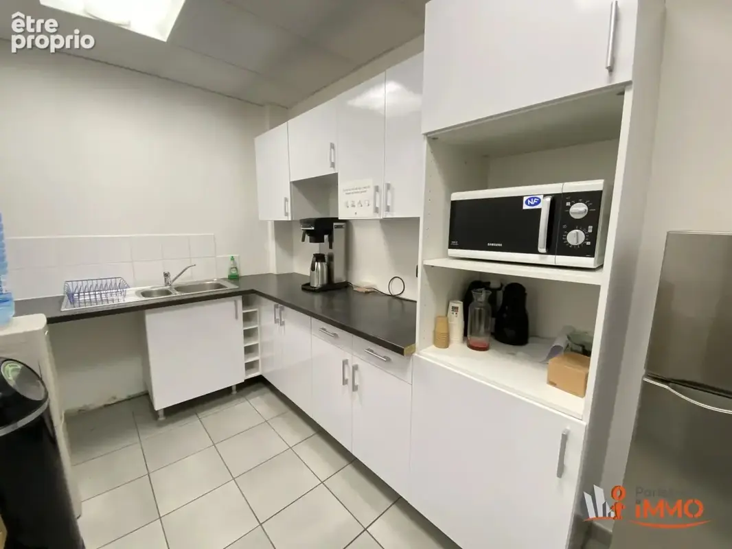 Bureaux climatisés 300 m² avec terrasse et parkings – vaulx- - photo 7