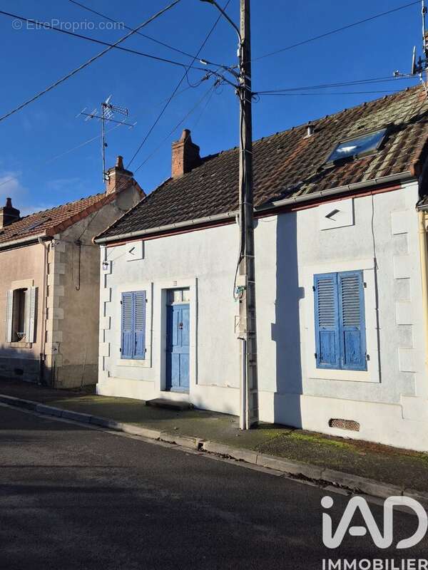 Photo 2 - Maison à COMMENTRY