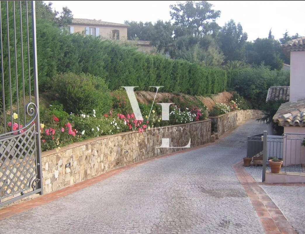 Maison 614 m² à Grimaud  - photo 33
