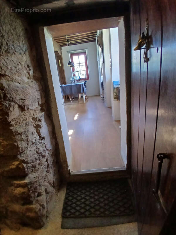 En exclusivité, un ensemble de deux maisons, une habitable de suite et l'autre à améliorer, jardin avec belle - photo 12