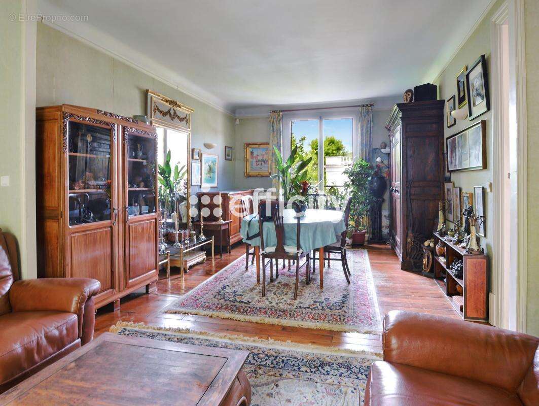 Maison à MONTMORENCY