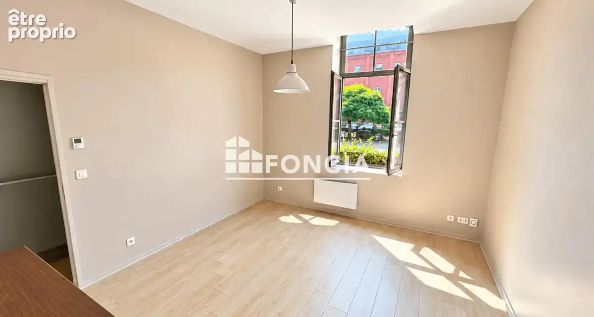 Charmant t2 lumineux – 43 m² – renovation complete - résidence de standing - photo 2