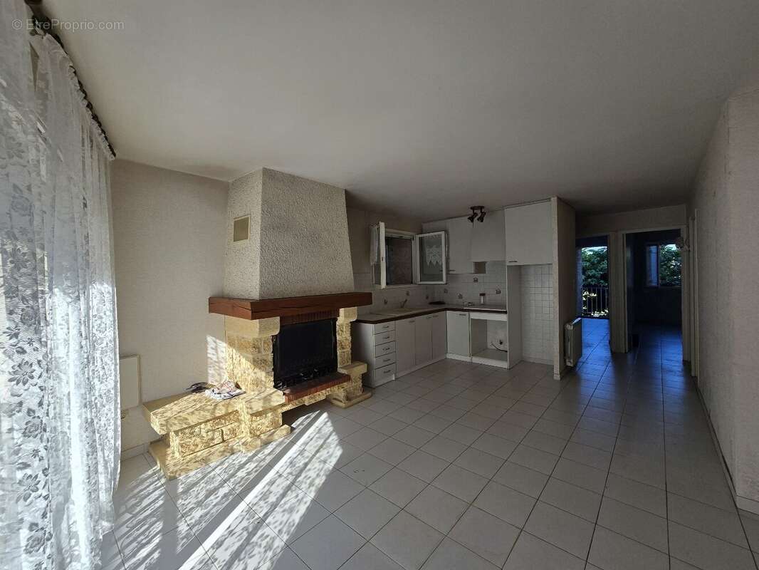 Maison à VILLEVEYRAC