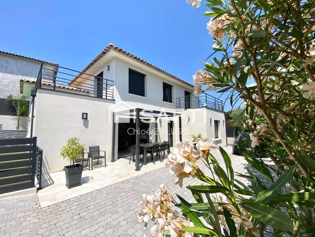 Photo 3 - Maison à FREJUS