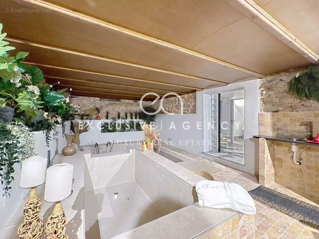 Maison à CANNES