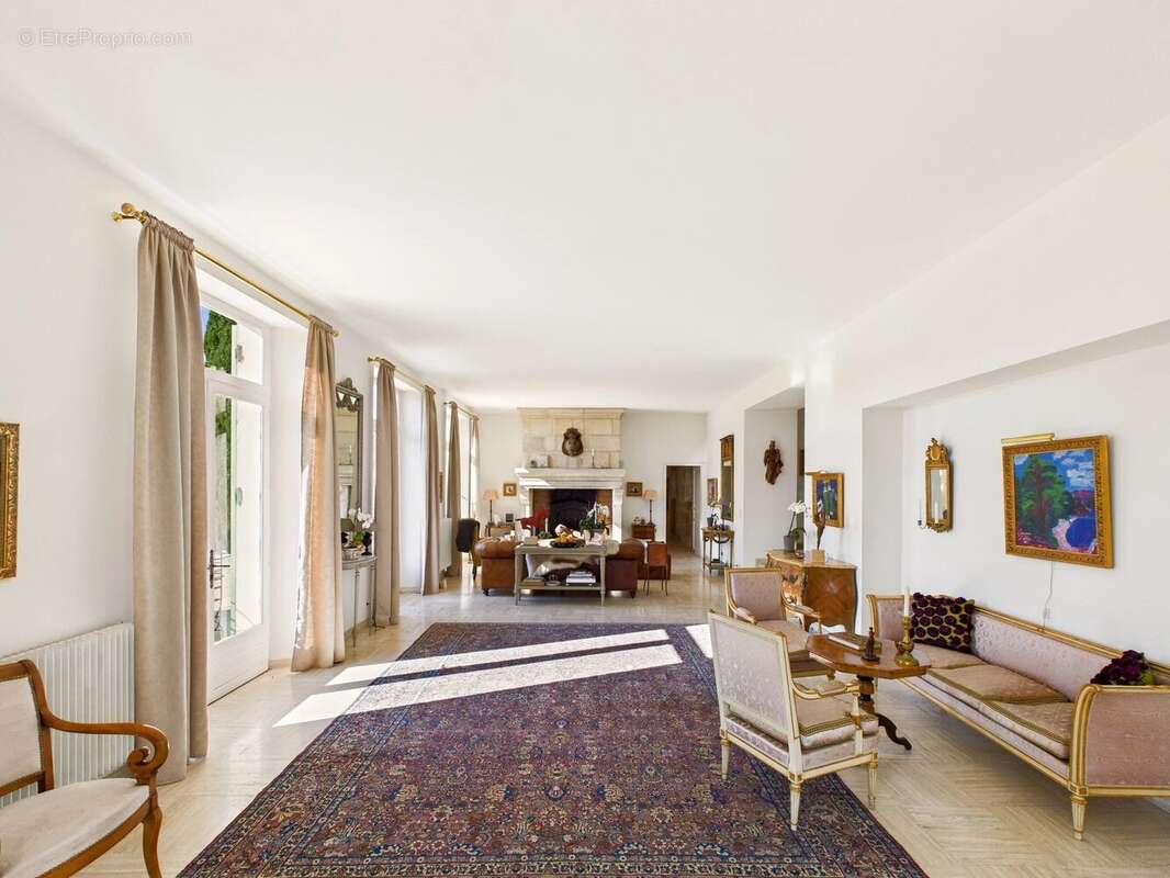 Maison à PESSAC-SUR-DORDOGNE