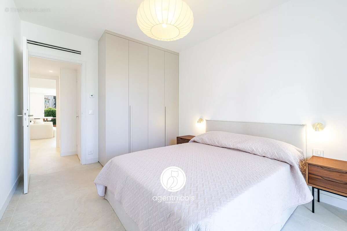 Nice cimiez // avenue georges v : appartement traversant / rénové / meublé / terrasses - photo 23