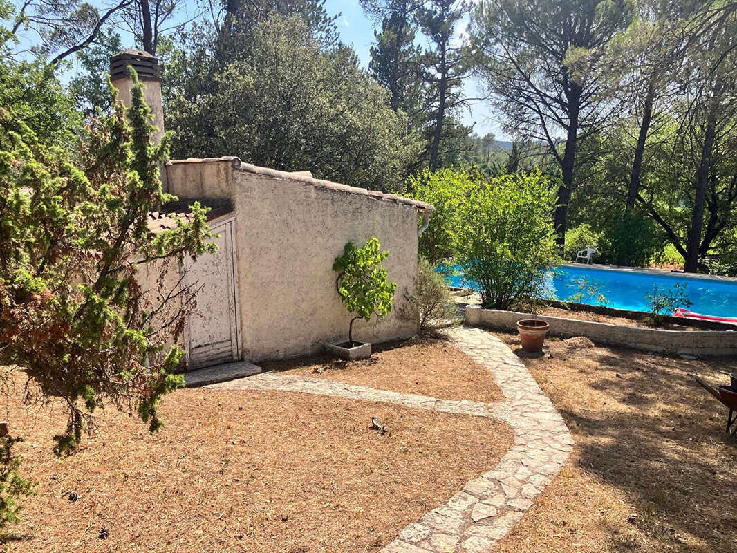 Maison 110 m² à Brignoles  - photo 8