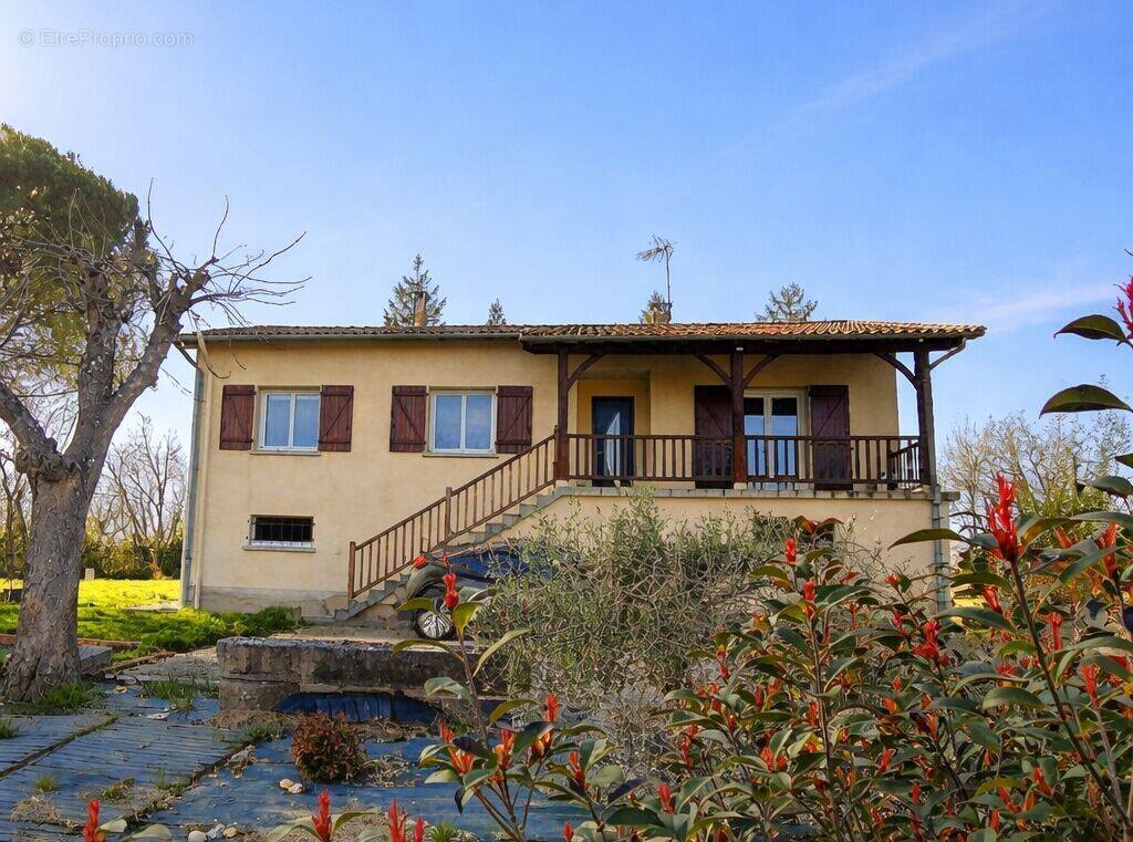 Maison à CAUSSADE