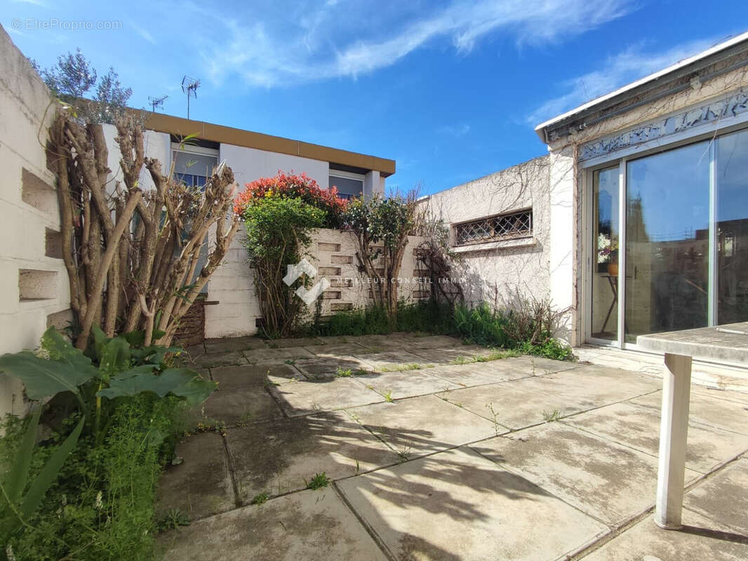 Maison 4 pièces 106 m² à vendre à Beziers (34500) - photo 2
