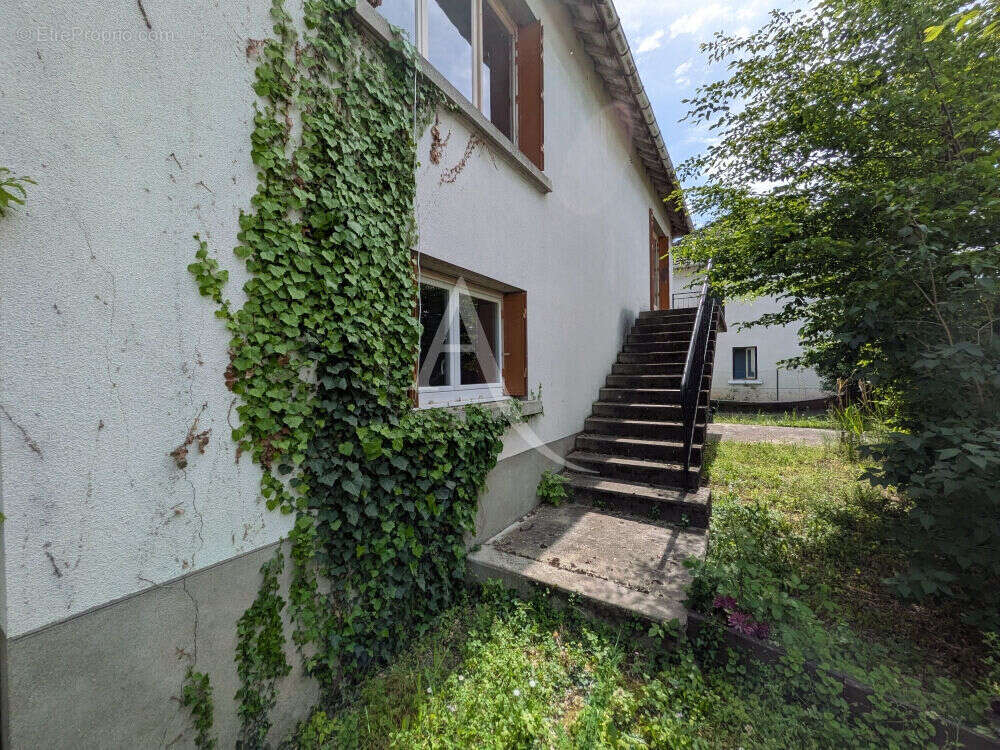 Maison à ONZAIN