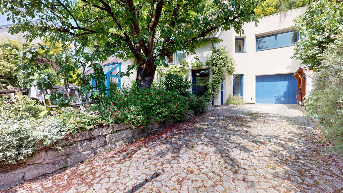 Maison à LA FRETTE-SUR-SEINE