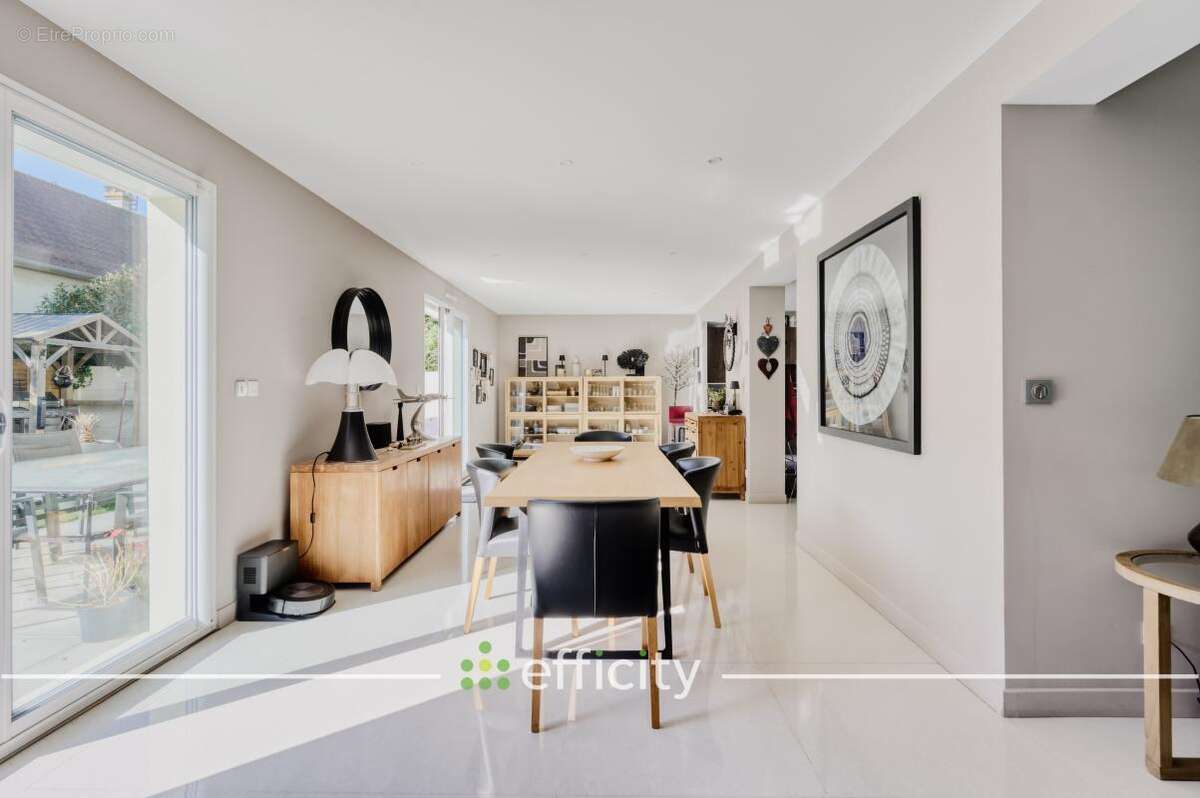 Maison à SOISY-SOUS-MONTMORENCY