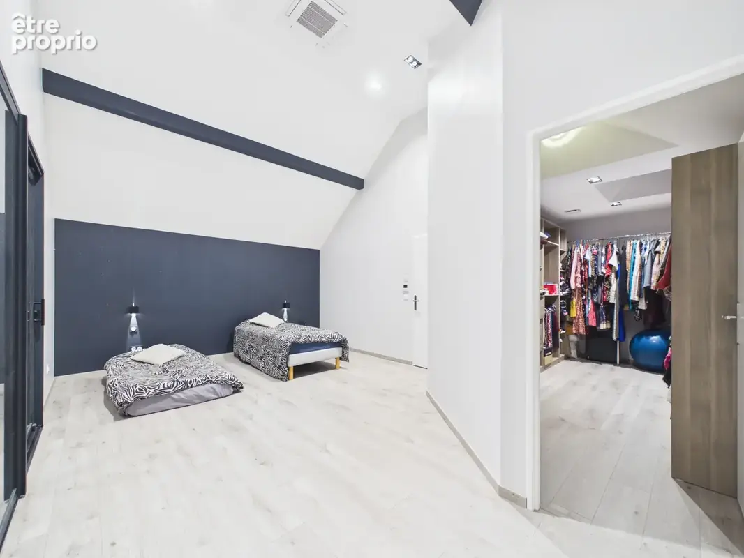Maison individuelle - Secteur calme - Curienne - 177 m2 - photo 16