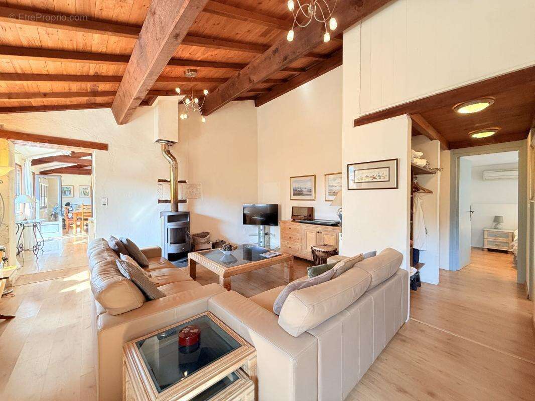 Maison à VERTEILLAC