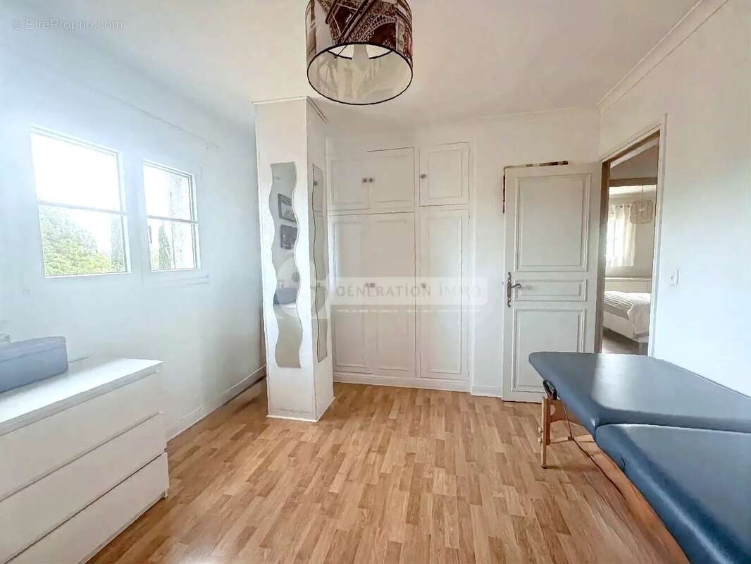 Maison à SAINT-MARTIN-DE-CRAU