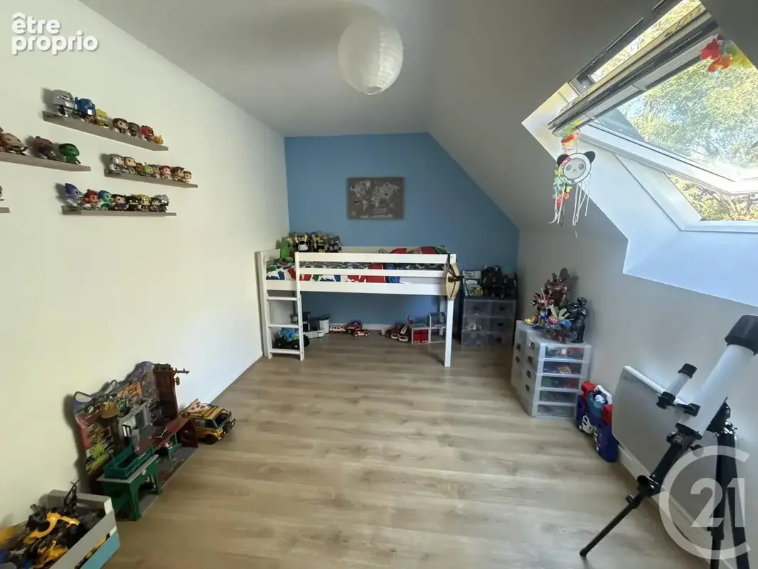 Maison 5 pièces 127 m² à vendre à Vaux-Le-Penil (77000) - photo 4