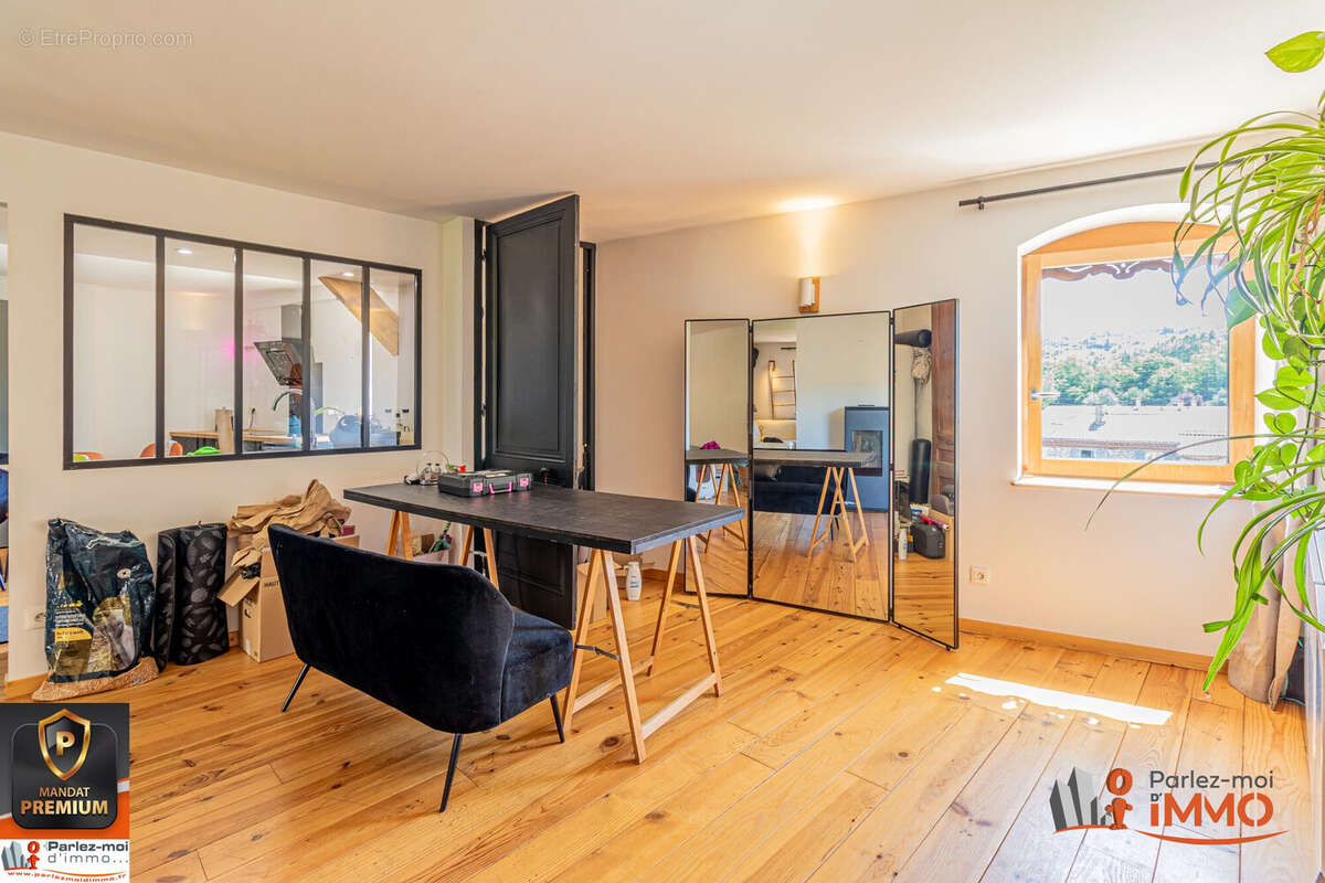 Appartement à SAIN-BEL