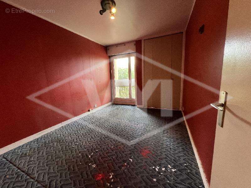 Appartement à EPINAY-SOUS-SENART