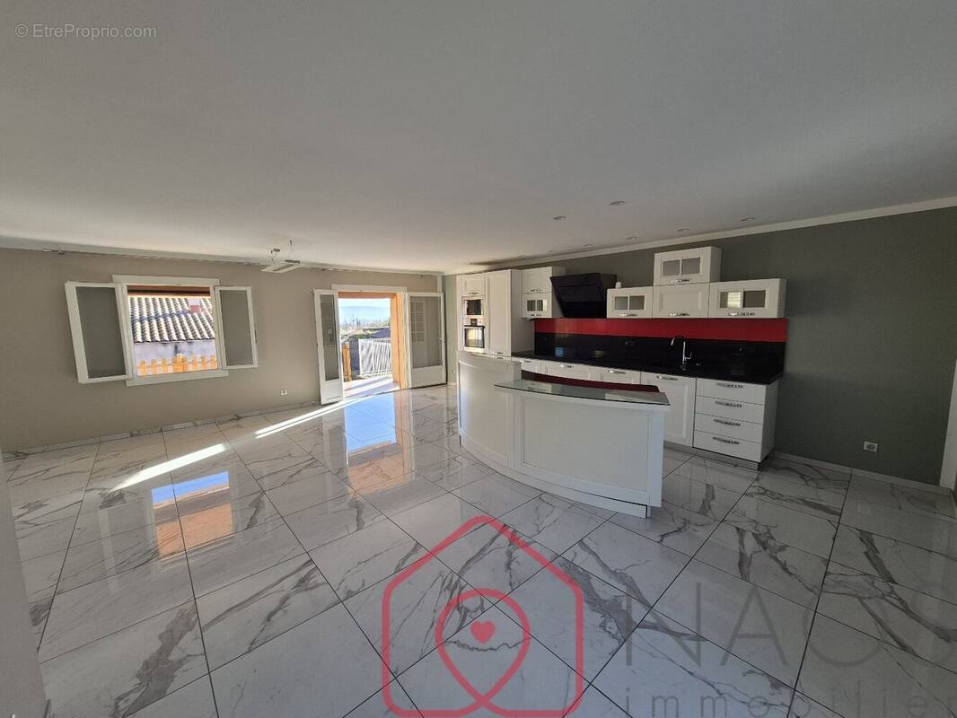 Maison à VILLENEUVE