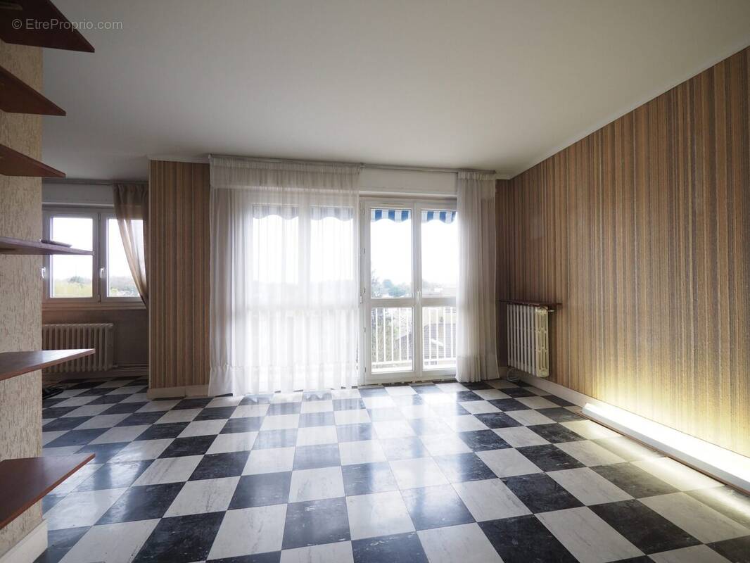 Appartement à BOIS-D'ARCY