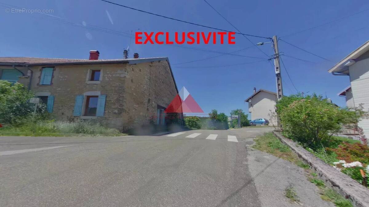 Maison à ETIVAL